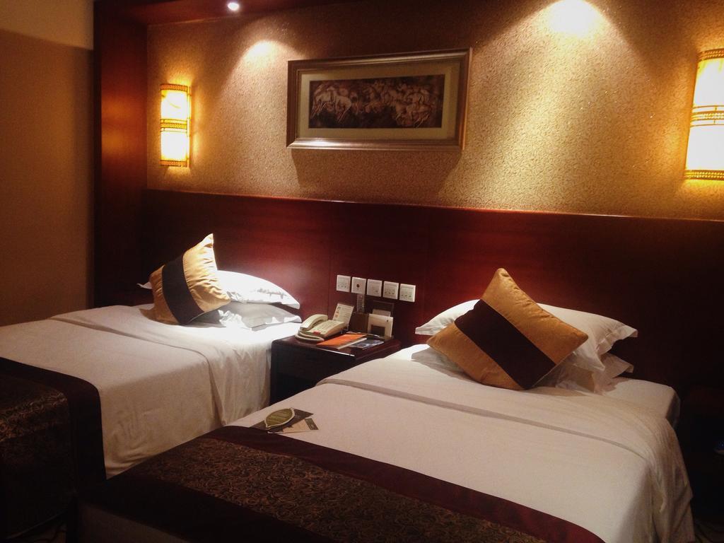 Dynasty International Hotel Kunming Szoba fotó