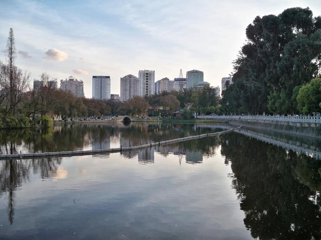 Dynasty International Hotel Kunming Kültér fotó